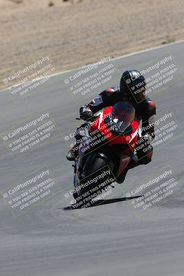 media/Apr-09-2023-SoCal Trackdays (Sun) [[333f347954]]/Turn 10 (115pm)/